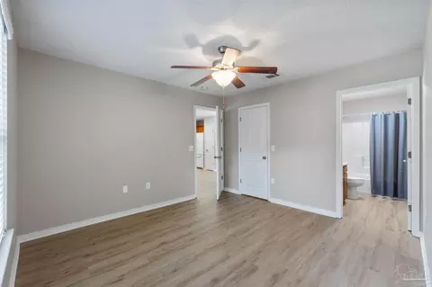 Bedroom - 7224 Putter Ln, Milton, FL 32570 photo 2 of 6