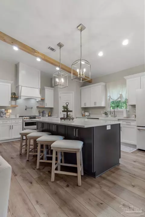 Kitchen - 4853 Aleff Rd, Pace, FL 32571 photo 4 of 14