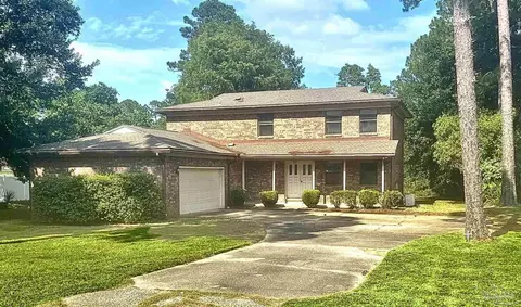 550 Riola Pl, Pensacola, FL 32506