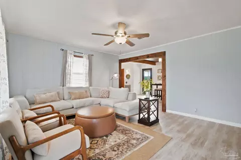 5731 Morgan Rd, Mcdavid, FL 32568 photo 10