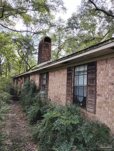 136 Navarro Rd, Cantonment, FL 32533 photo 1