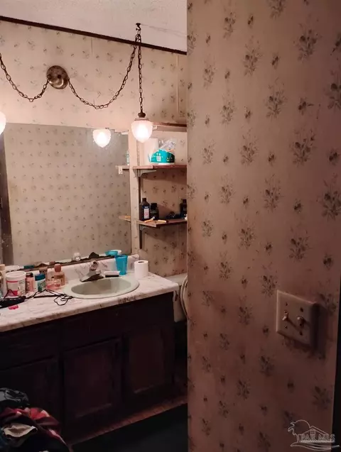 136 Navarro Rd, Cantonment, FL 32533 photo 7