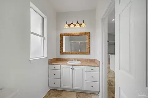 Bath - 5625 Sandstone Dr, Pace, FL 32571 photo 1 of 7