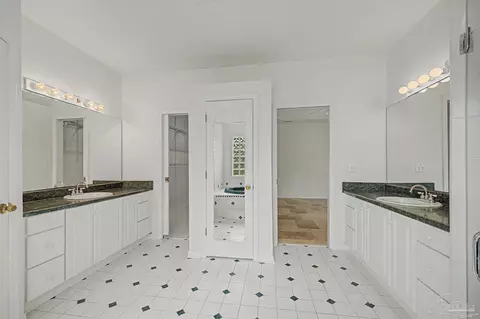 Bath - 5625 Sandstone Dr, Pace, FL 32571 photo 7 of 7