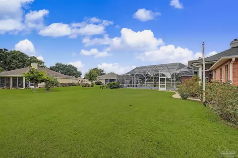 Exterior - 5625 Sandstone Dr, Pace, FL 32571 photo 6 of 14