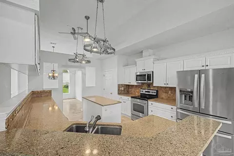 Kitchen - 5625 Sandstone Dr, Pace, FL 32571 photo 2 of 5