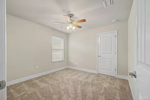 Bedroom - 4833 Perspective Dr, Milton, FL 32570 photo 6 of 8