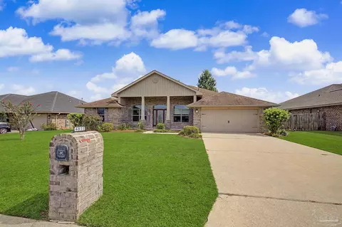 Exterior - 4833 Perspective Dr, Milton, FL 32570 photo 8 of 8
