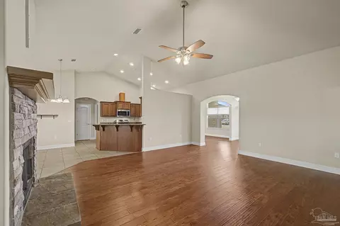 Living - 4833 Perspective Dr, Milton, FL 32570 photo 4 of 7