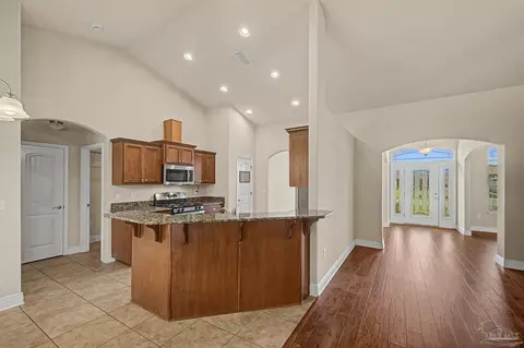 Entry Way - 4833 Perspective Dr, Milton, FL 32570 photo 2 of 3
