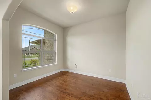 Living - 4833 Perspective Dr, Milton, FL 32570 photo 1 of 7