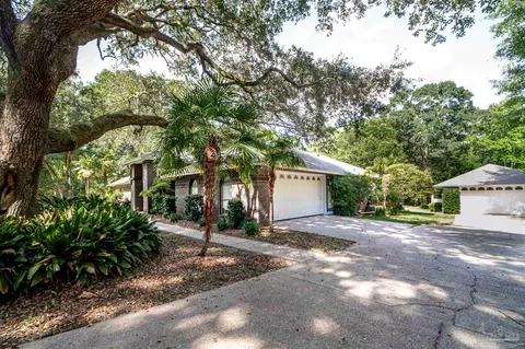3140 Sonya St, Pace, FL 32571 photo 4