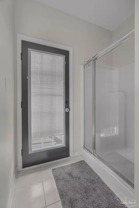Bath - 3232 Cobblestone Dr, Pace, FL 32571 photo 1 of 8