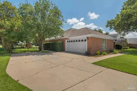 Exterior - 3232 Cobblestone Dr, Pace, FL 32571 photo 10 of 13