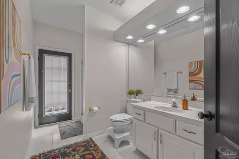 Bath - 3232 Cobblestone Dr, Pace, FL 32571 photo 2 of 8