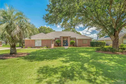 Exterior - 3232 Cobblestone Dr, Pace, FL 32571 photo 11 of 13