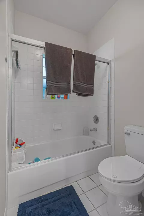 Bath - 3232 Cobblestone Dr, Pace, FL 32571 photo 3 of 8