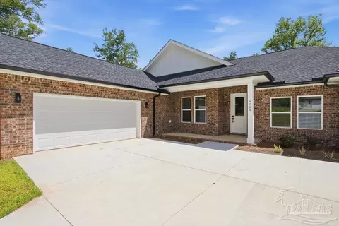 Exterior - 4224 Byrnwyck Pl, Pace, FL 32571 photo 3 of 10