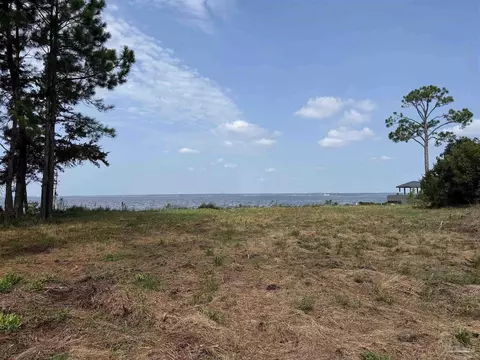 973 Dolphin Rd, Milton, FL 32583 photo 10