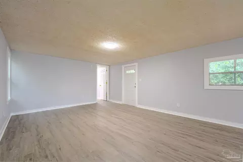 5652 Ruth Ct, Milton, FL 32583 photo 17