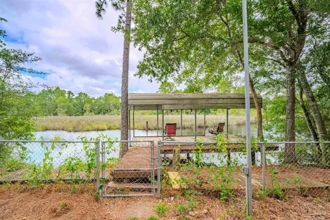 5652 Ruth Ct, Milton, FL 32583 photo 9