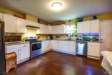 Kitchen - 4351 Castille Ct, Pace, FL 32571 photo 1 of 3
