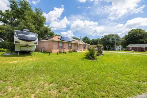 Exterior - 4351 Castille Ct, Pace, FL 32571 photo 2 of 5