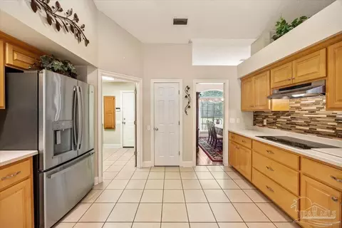 Kitchen - 964 Broken Arrow Ln, Cantonment, FL 32533 photo 2 of 3