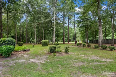 Exterior - 964 Broken Arrow Ln, Cantonment, FL 32533 photo 9 of 9
