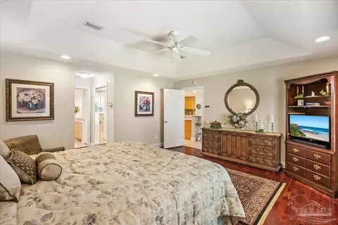 Bedroom - 964 Broken Arrow Ln, Cantonment, FL 32533 photo 2 of 4