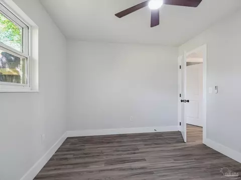 Bedroom - 6426 Julia Dr, Milton, FL 32570 photo 9 of 9