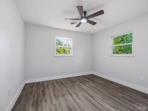 Bedroom - 6426 Julia Dr, Milton, FL 32570 photo 6 of 9
