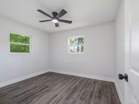 Bedroom - 6426 Julia Dr, Milton, FL 32570 photo 8 of 9