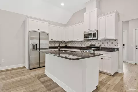 Kitchen - 8977 Eureka St, Milton, FL 32583 photo 1 of 1