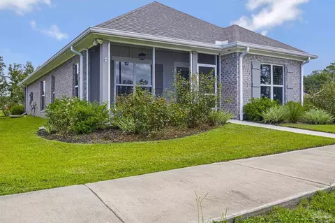 Exterior - 8977 Eureka St, Milton, FL 32583 photo 5 of 15