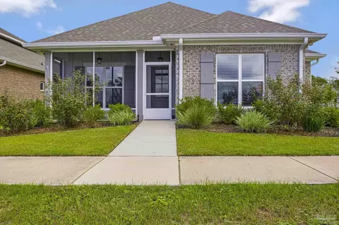 Exterior - 8977 Eureka St, Milton, FL 32583 photo 4 of 15