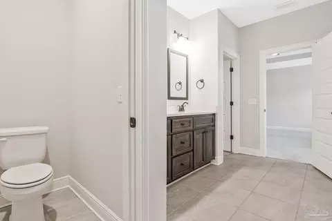 Entry Way - 8977 Eureka St, Milton, FL 32583 photo 8 of 12