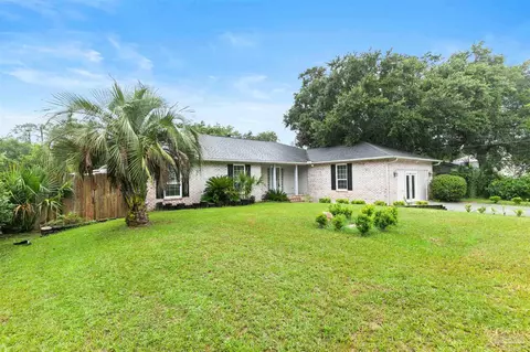13129 Seratine Dr, Pensacola, FL 32506