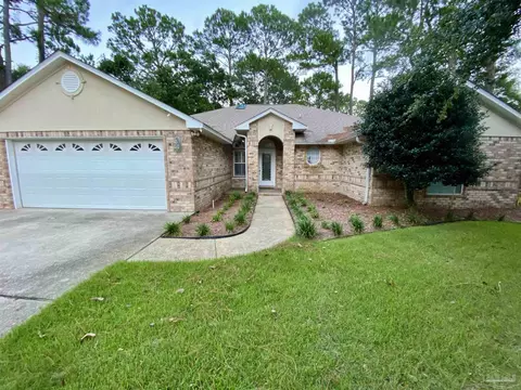 9700 Westgate Cir, Pensacola, FL 32507
