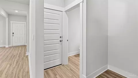 Entry Way - 5679 Grit St, Milton, FL 32570 photo 5 of 7