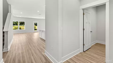 Entry Way - 5679 Grit St, Milton, FL 32570 photo 1 of 7