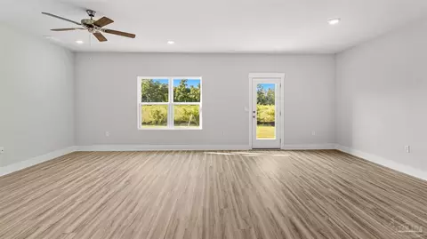 Living - 5679 Grit St, Milton, FL 32570 photo 4 of 4