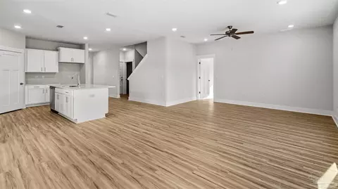 Living - 5679 Grit St, Milton, FL 32570 photo 2 of 4