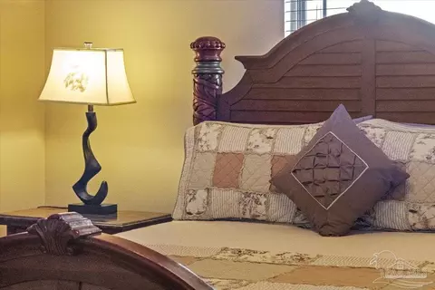 Bedroom - 6556 Fall St, Milton, FL 32570 photo 6 of 8
