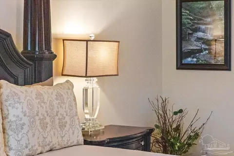 Bedroom - 6556 Fall St, Milton, FL 32570 photo 4 of 8