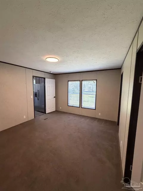 Bedroom - 6225 Goliath Rd, Milton, FL 32583 photo 3 of 6