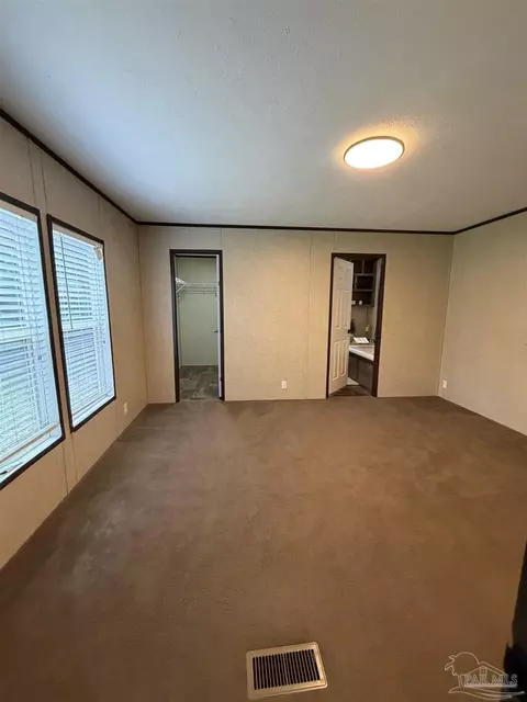 Bedroom - 6225 Goliath Rd, Milton, FL 32583 photo 2 of 6