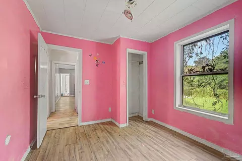 Bedroom - 197 Hudson St, Crestview, FL 32536 photo 5 of 6