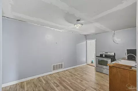 Other - 197 Hudson St, Crestview, FL 32536 photo 2 of 4