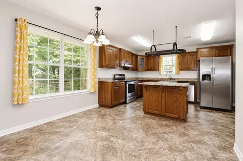 Kitchen - 5938 Herlong Dr, Milton, FL 32570 photo 4 of 4
